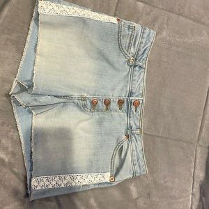 Light blue cat and Jack Jean shorts, size extra-large or 14 to 16